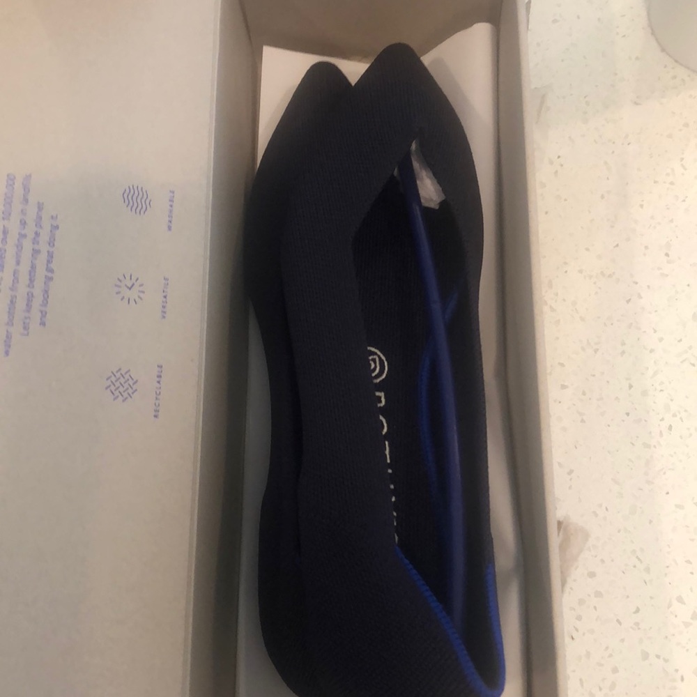 NIB maritime navy pointed toe rothy’s, size 10.5